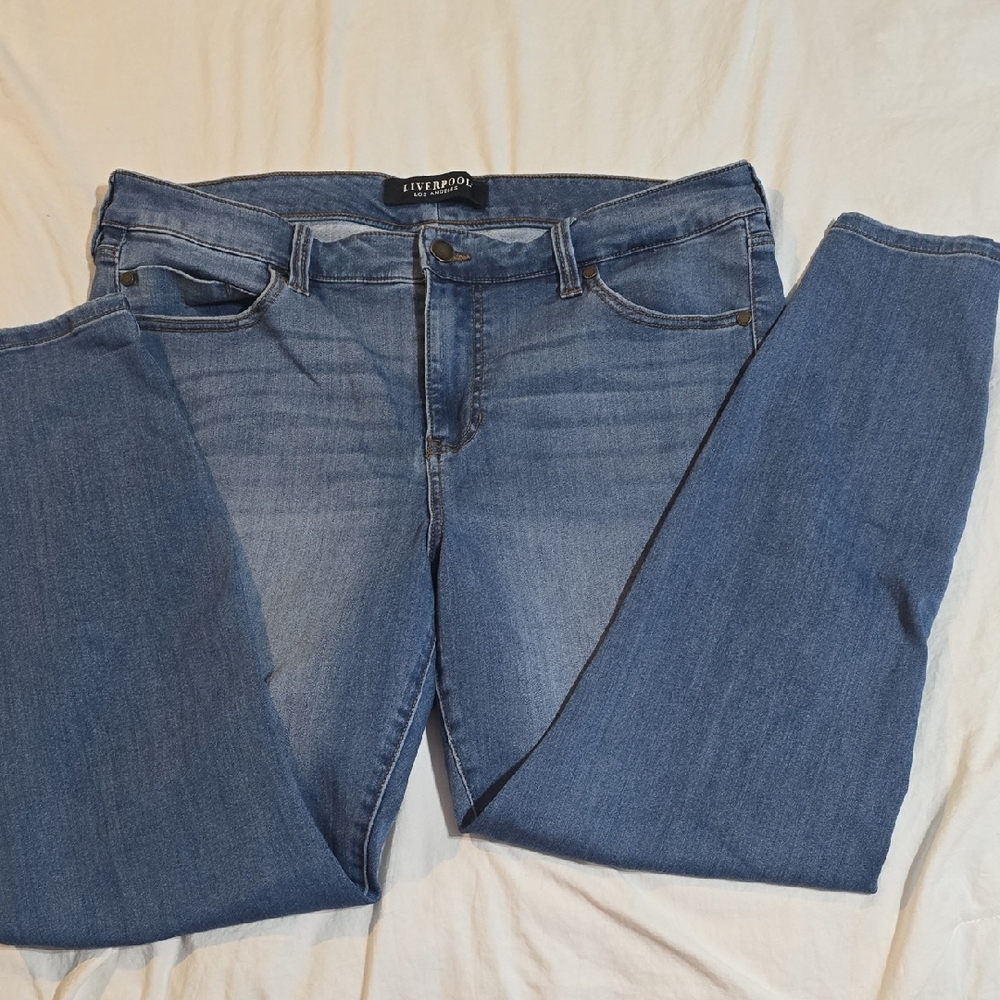 Liverpool Women's Classic Denim Skinny Jeans